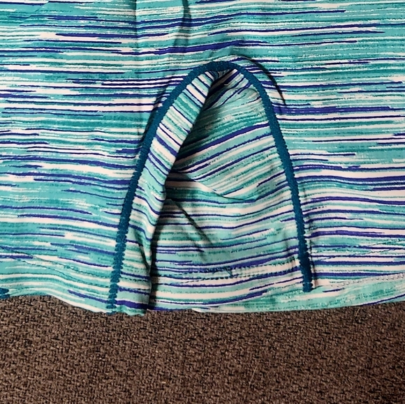 Youmita Sport Shorts - Picture 3 of 5